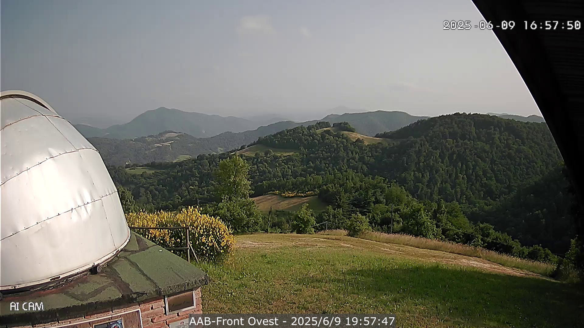 immagine della webcam nei dintorni di Casalecchio di Reno: webcam Monte San Pietro