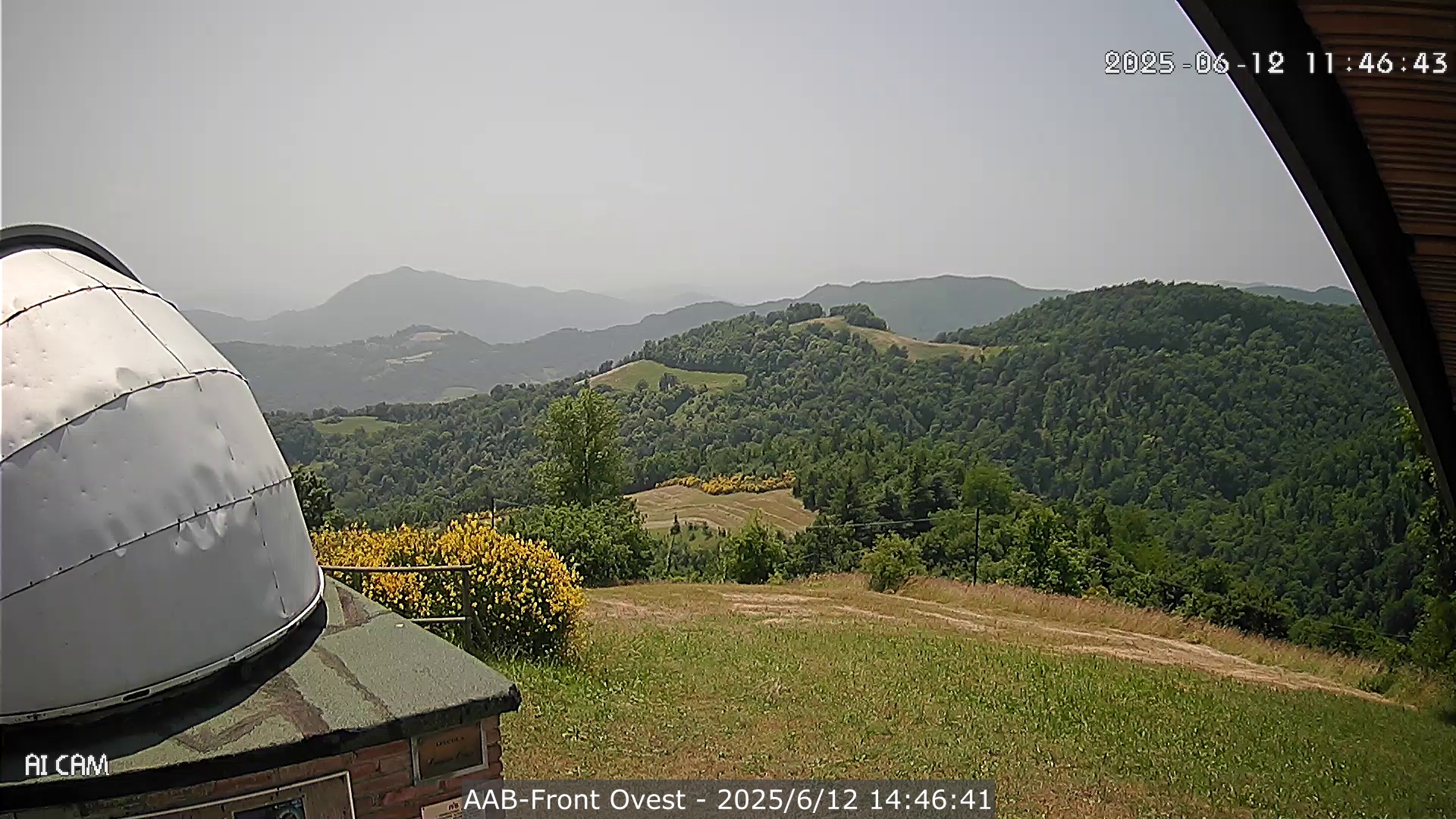 immagine della webcam nei dintorni di Savignano sul Panaro: webcam Monte San Pietro